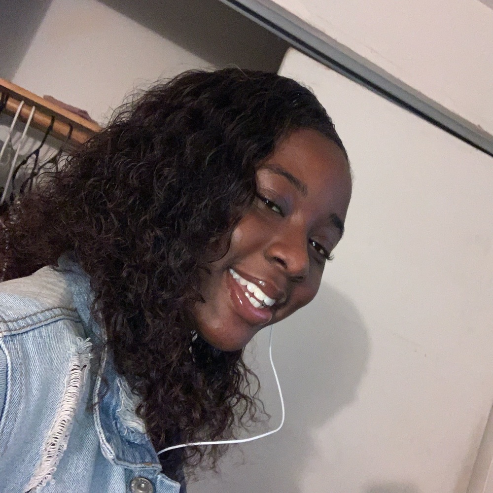 Meet your Posher, Ja’quayvia